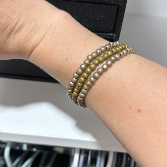 Artillery Pearl Bracelets - Picture 2 of 2